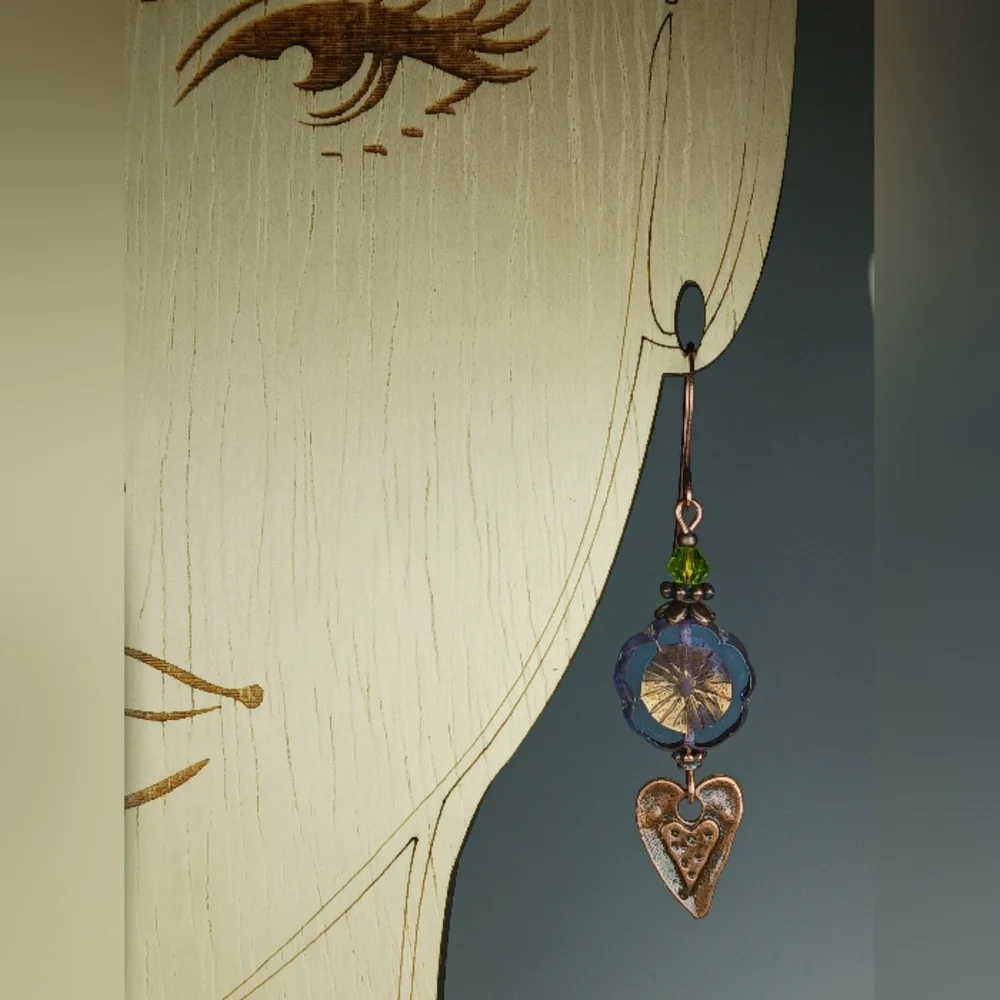 HAND CRAFTED EARRINGS Purple Czech Glass Flower Copper Heart Dangle Drop - Picture 6 of 7